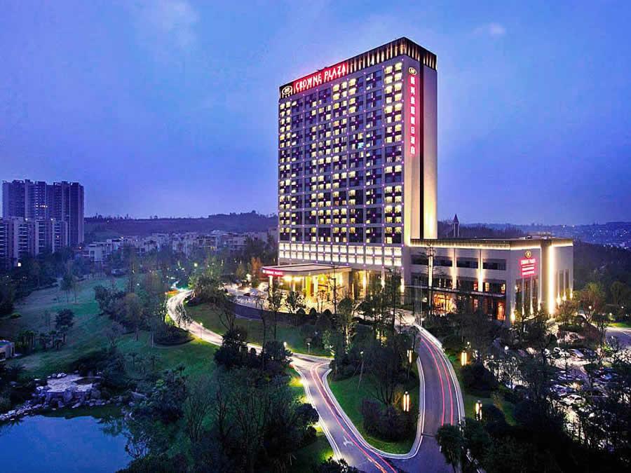 成都保利198皇冠假日酒店